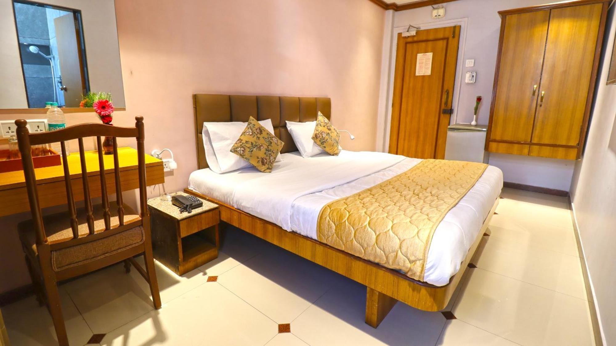 Hotel Parklane Bombay Extérieur photo